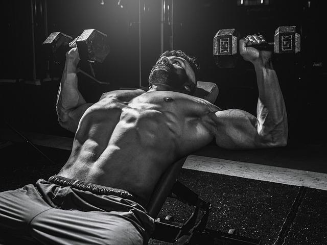 2. A legnépszerűbb bicepsz gyakorlatok és hogyan⁢ végezheted őket helyesen